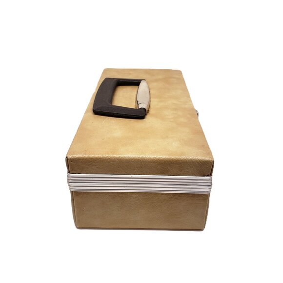 Vintage Tan Vinyl 12 Cassette Tape Rigid Carrying Case Handle Metal Clasp - Picture 2 of 7